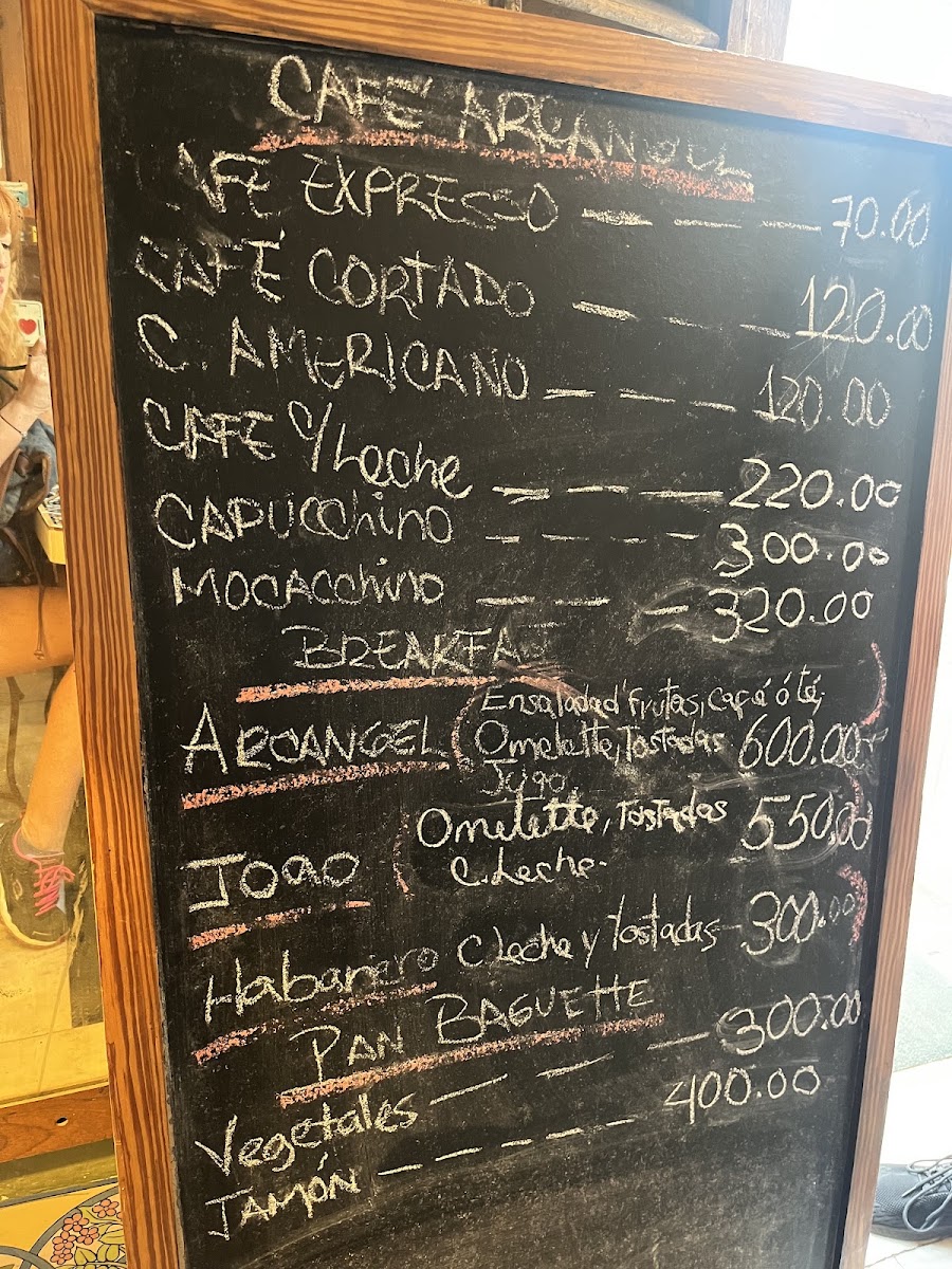 Cafe Arcangel menu board