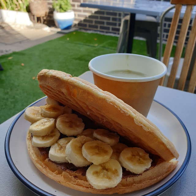 Nutella Banana Waffles