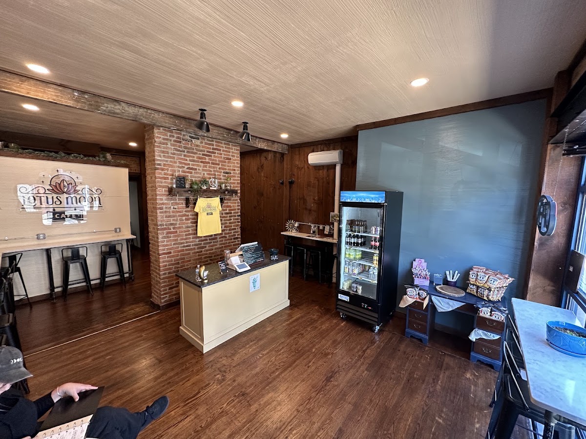 Lotus Moon Cafe