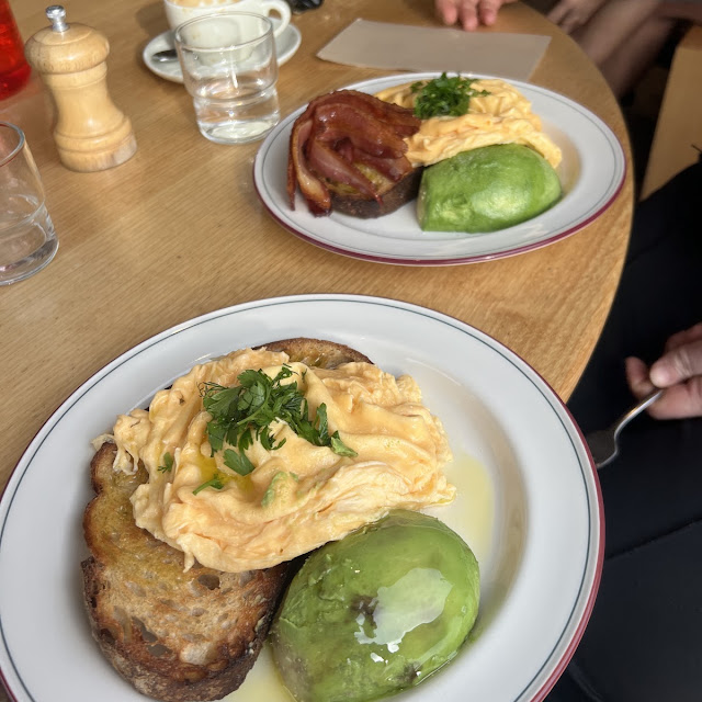 Folded Egg with Avocado