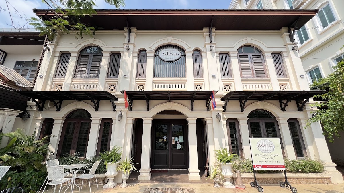 Adesso Cafe & Bakery