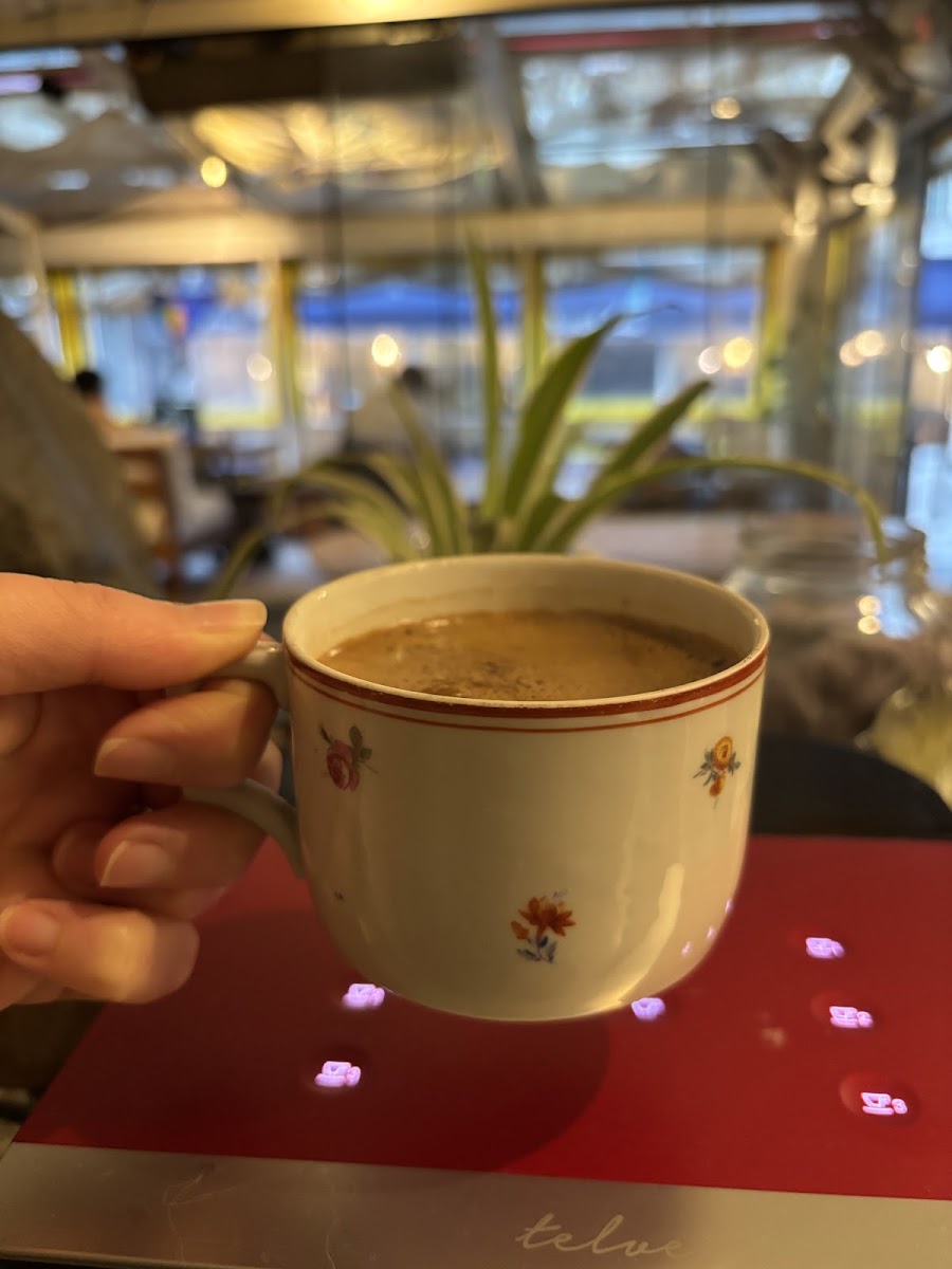 Holi Cafe Kahvaltı Kahve Ve Tatlı