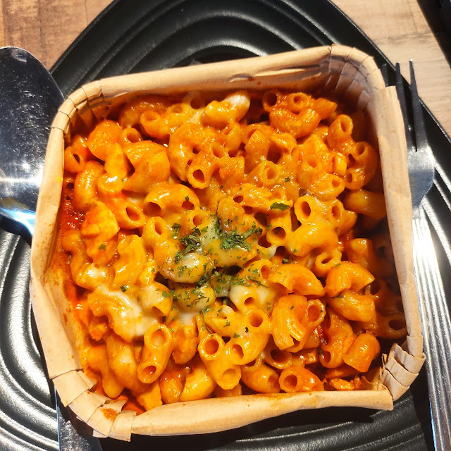 Lasagna Korean Mag & Cheese