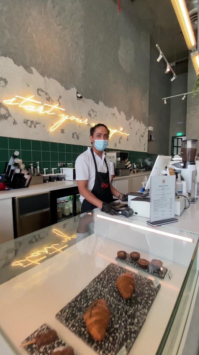 Voyage Cafe & Bar