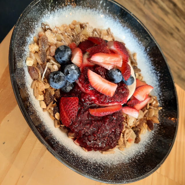 Granola Bowl