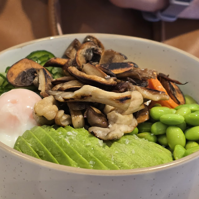 Poke Bowl Sauté Mushroom