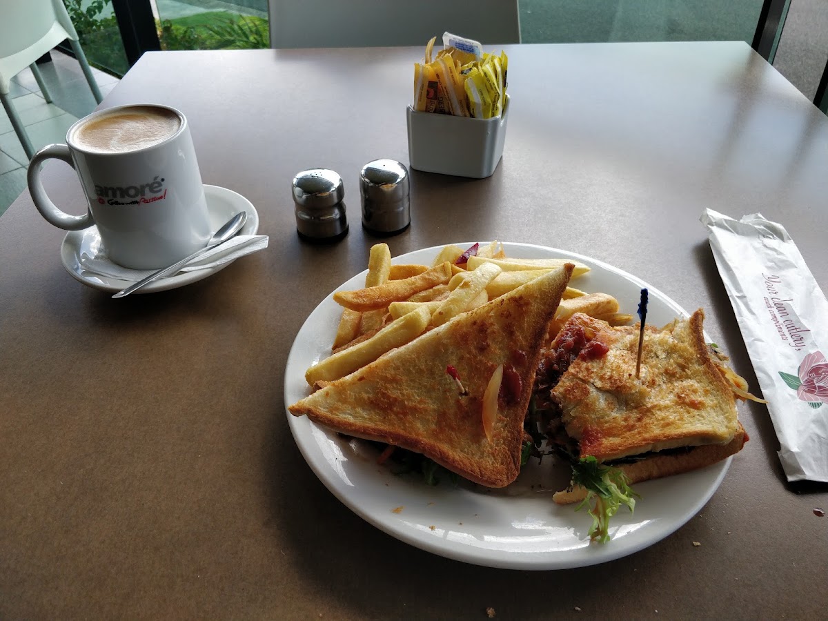 Cafe Shakana