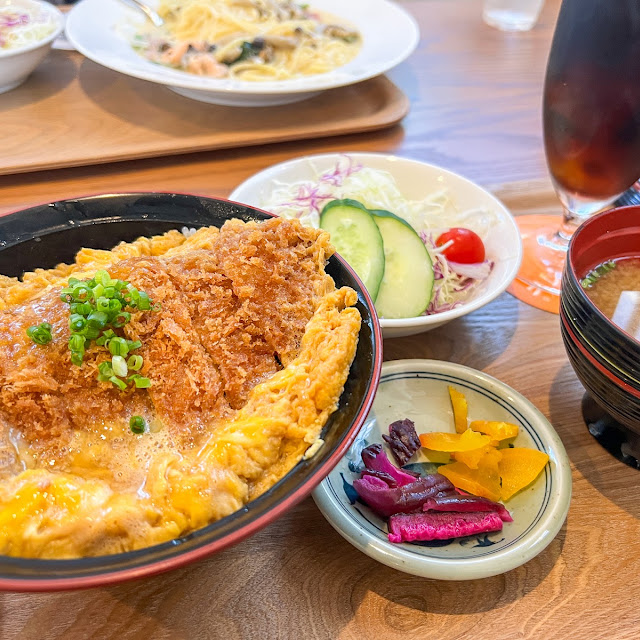 カツ丼定食
