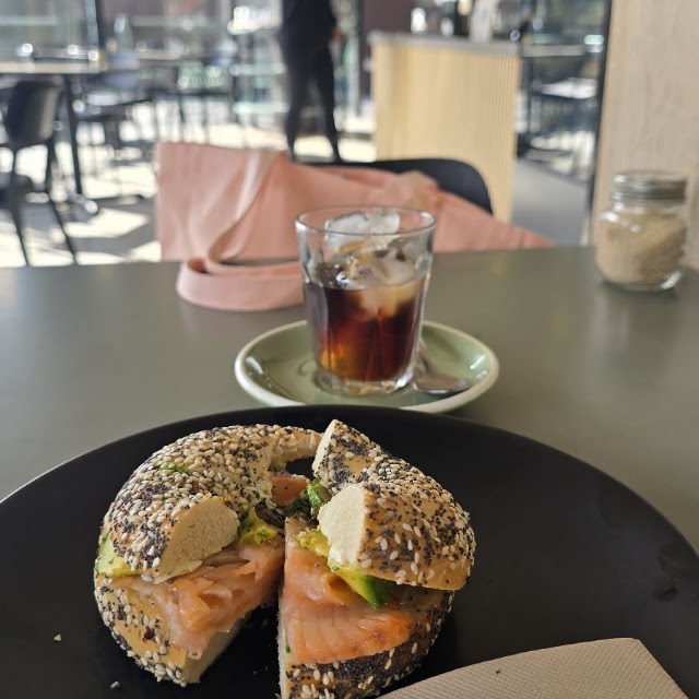 The Chick-Avo Crunch Bagel