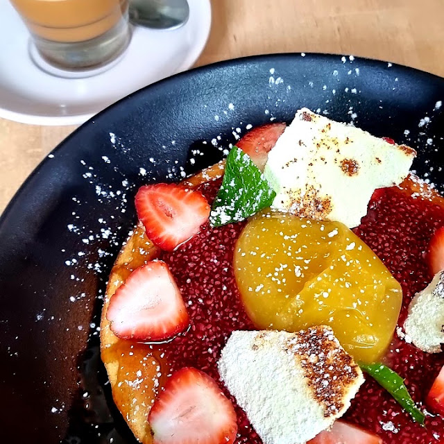 Hot Cakes