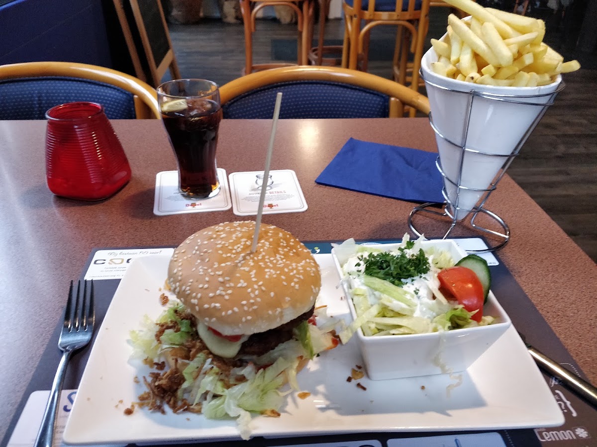 Eet-, en praatcafé De Wildeman