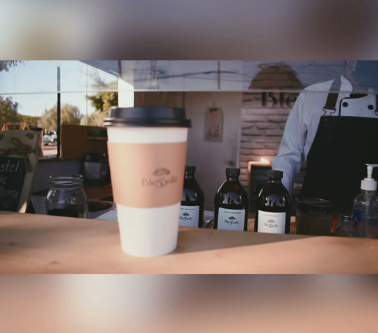 BLESSOLÚ CAFÉ