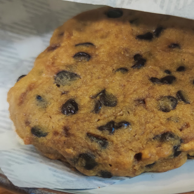 Chocolate Chip Cookie