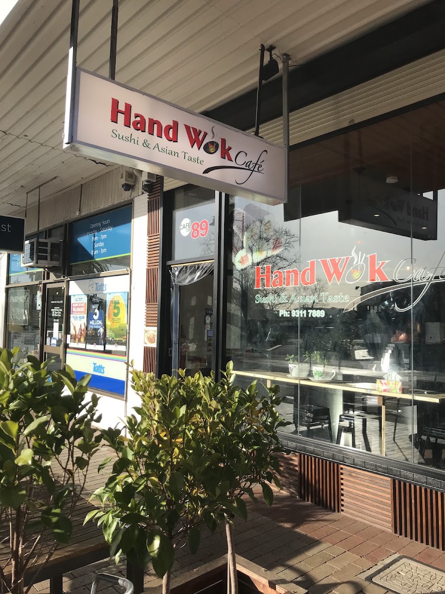 Hand Wok Cafe