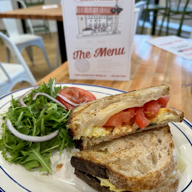 Egg and Tomato Breakfast Sandwich