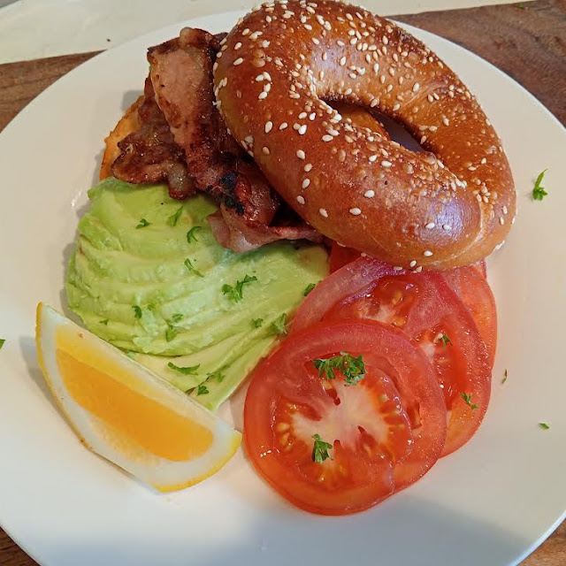 Bagels - Bacon Tomato Avocado