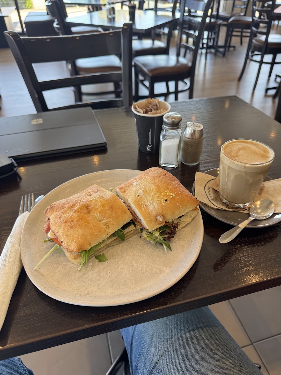 Degani Cafe Koo Wee Rup