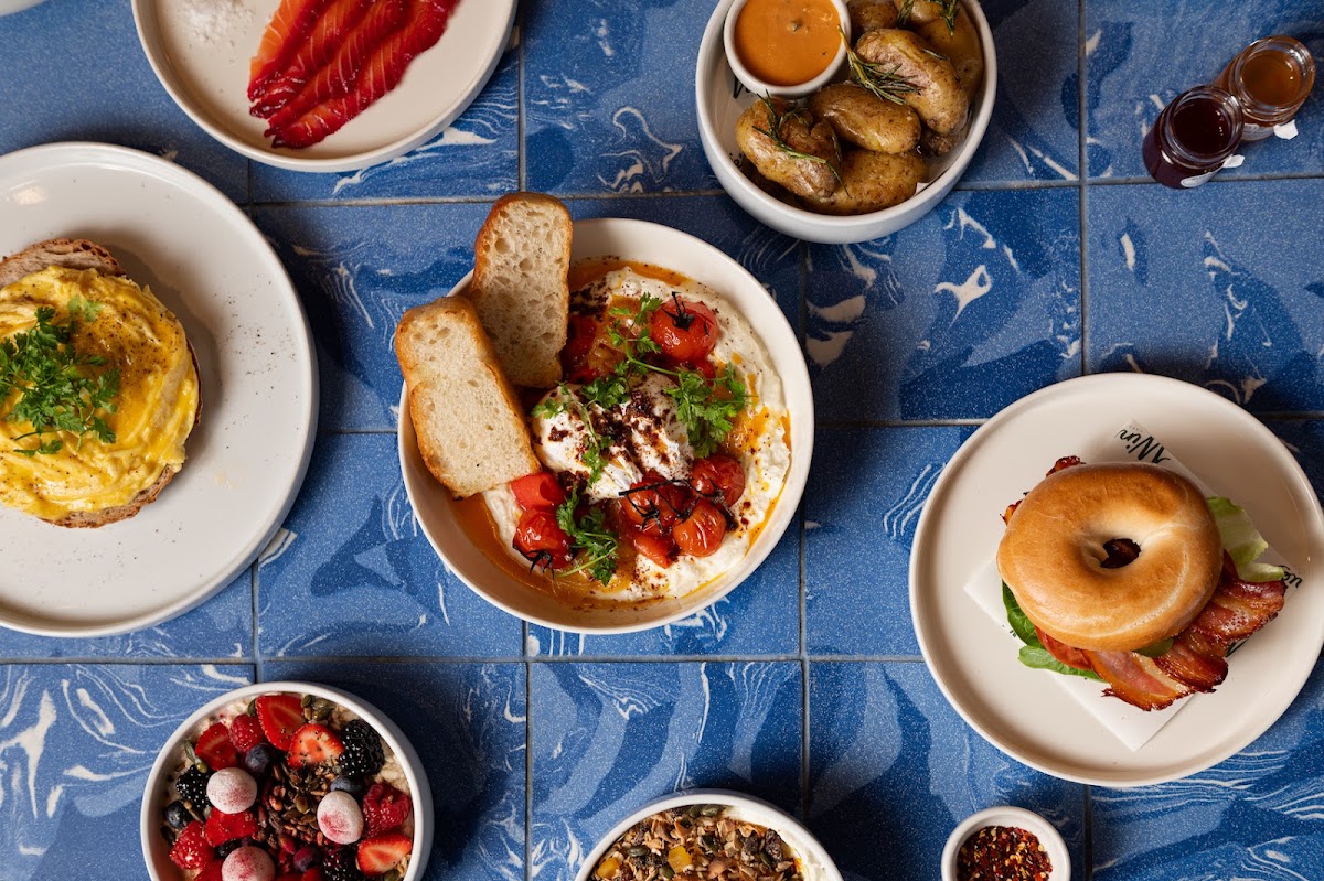 Winnie's Café and Bar at room2 Chiswick