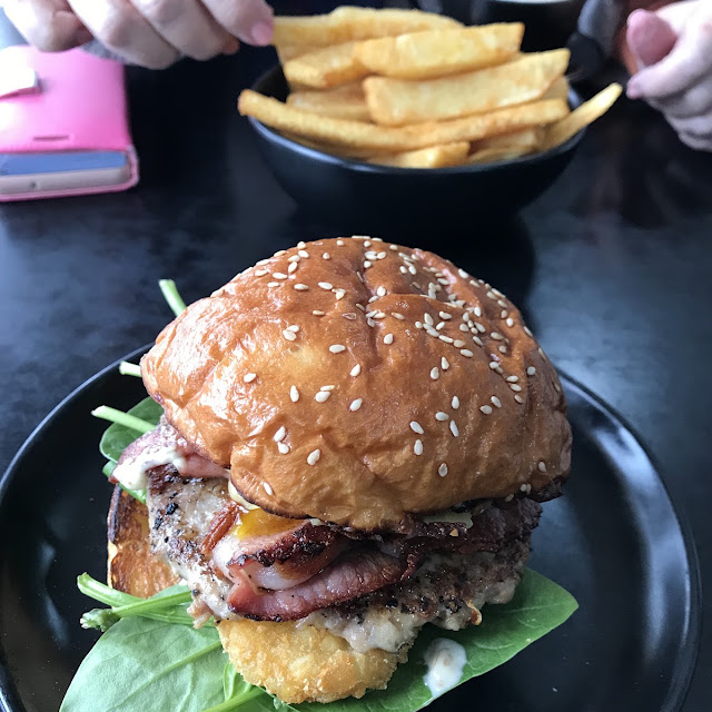 Breakfast Burger