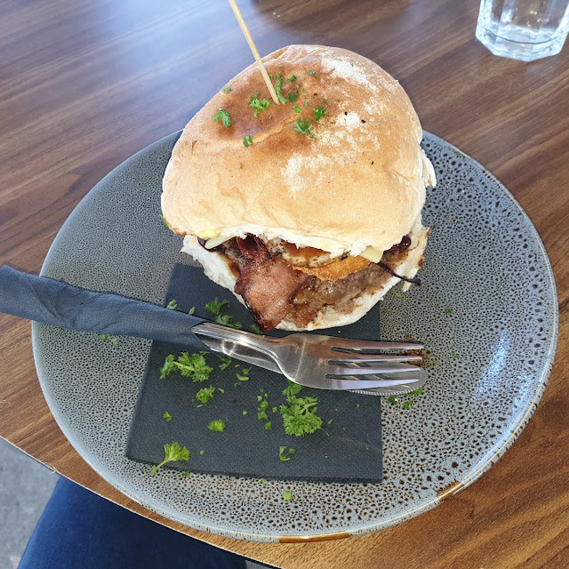 Vego Breaky Burger
