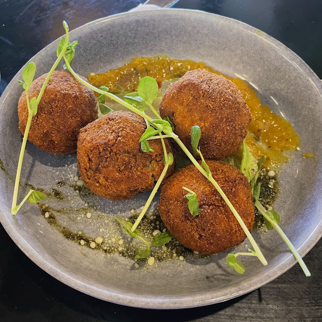 Aranchini Balls