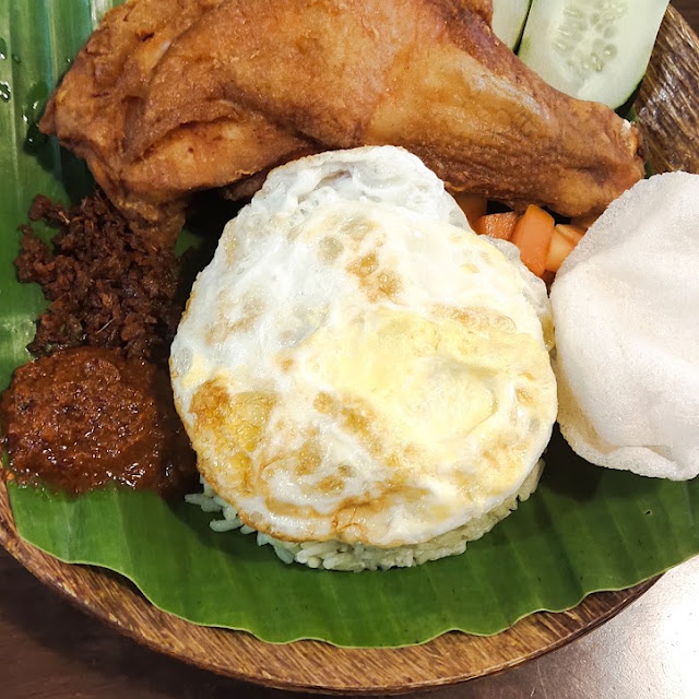 Nasi Lemak with Fried Chicken