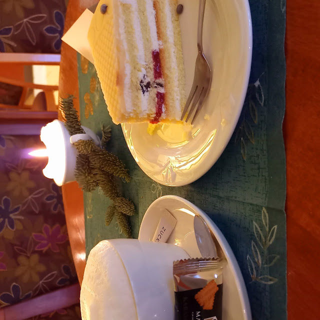 Marzipan Torte Mit Cappuccino