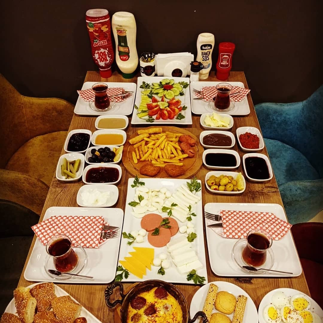 ÇEKİRDEK CAFE