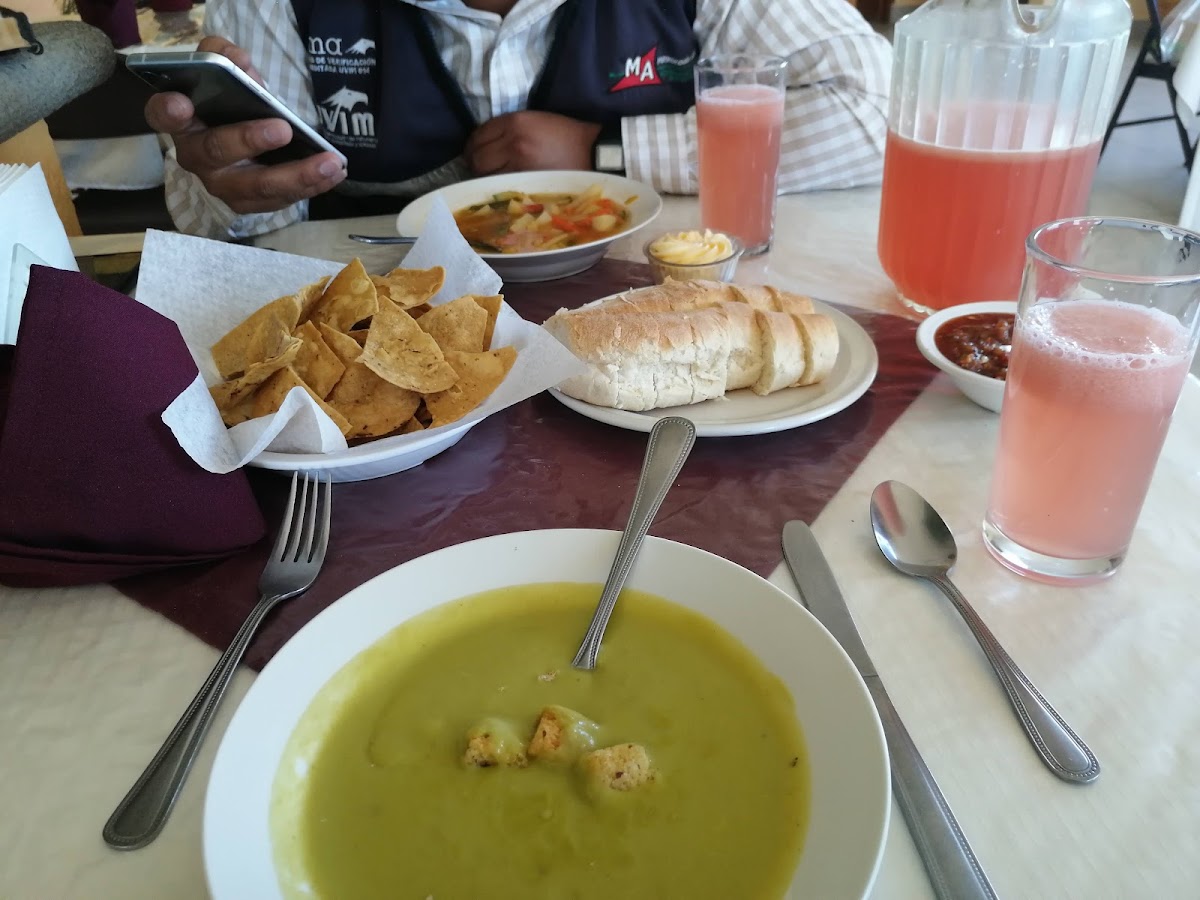 Cafe California