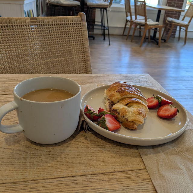 Nutella Croissant
