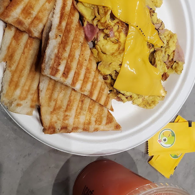 Revortillo Con Tostadas