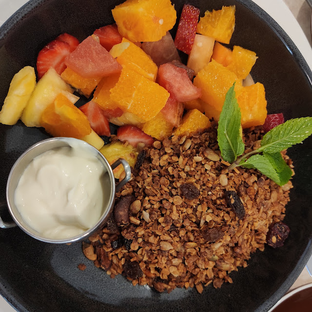 Granola Fruit Salad Yogurt