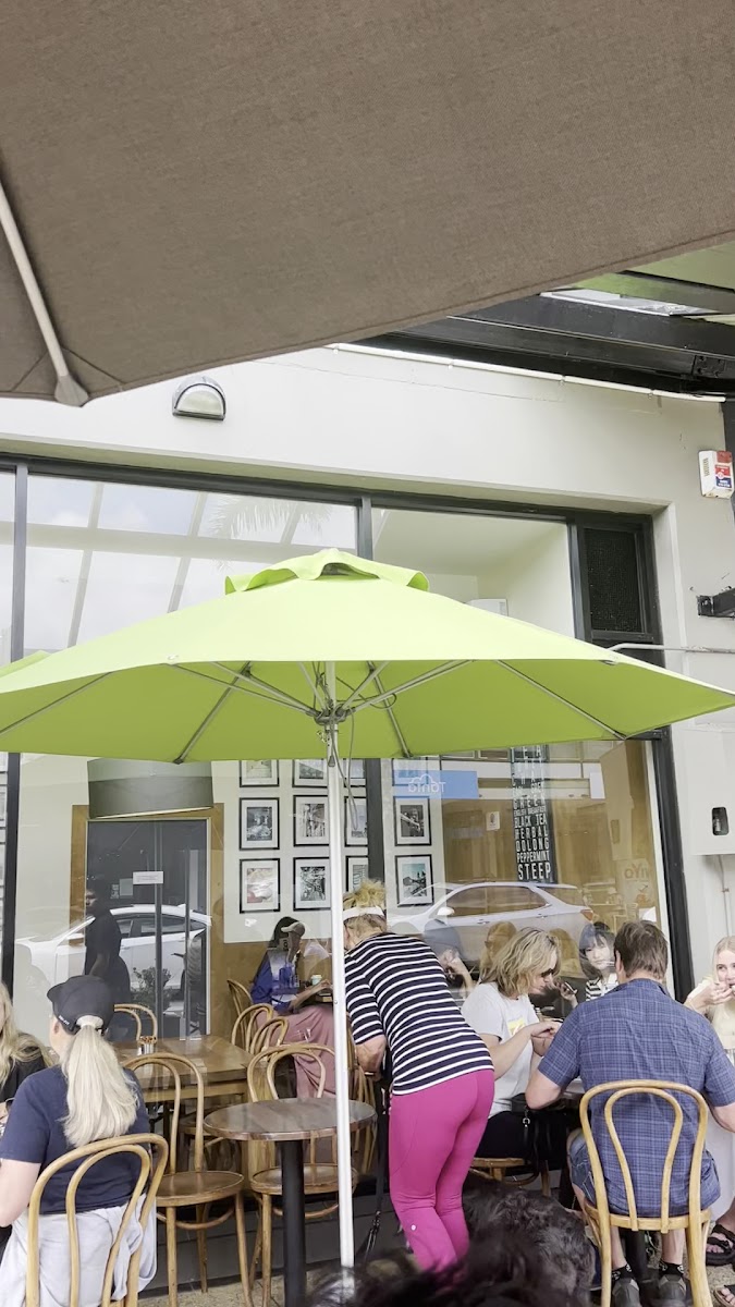 Leaf & Loaf Cafe & Salad Bar