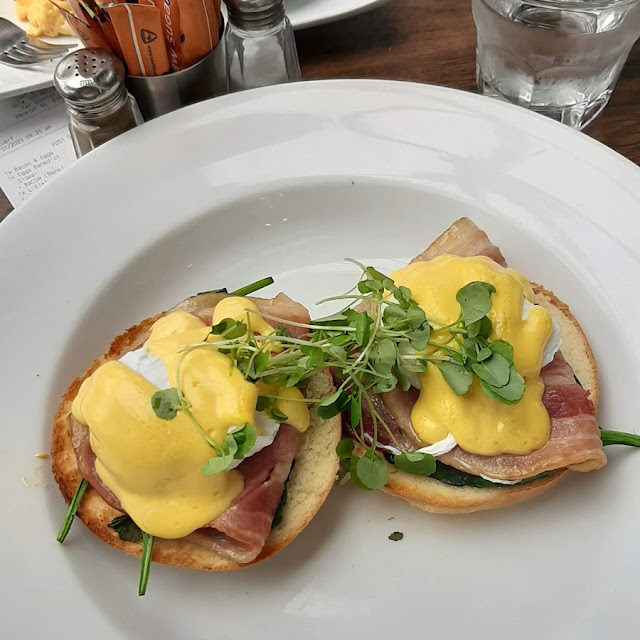 Salmon Spinach Egg Benedict