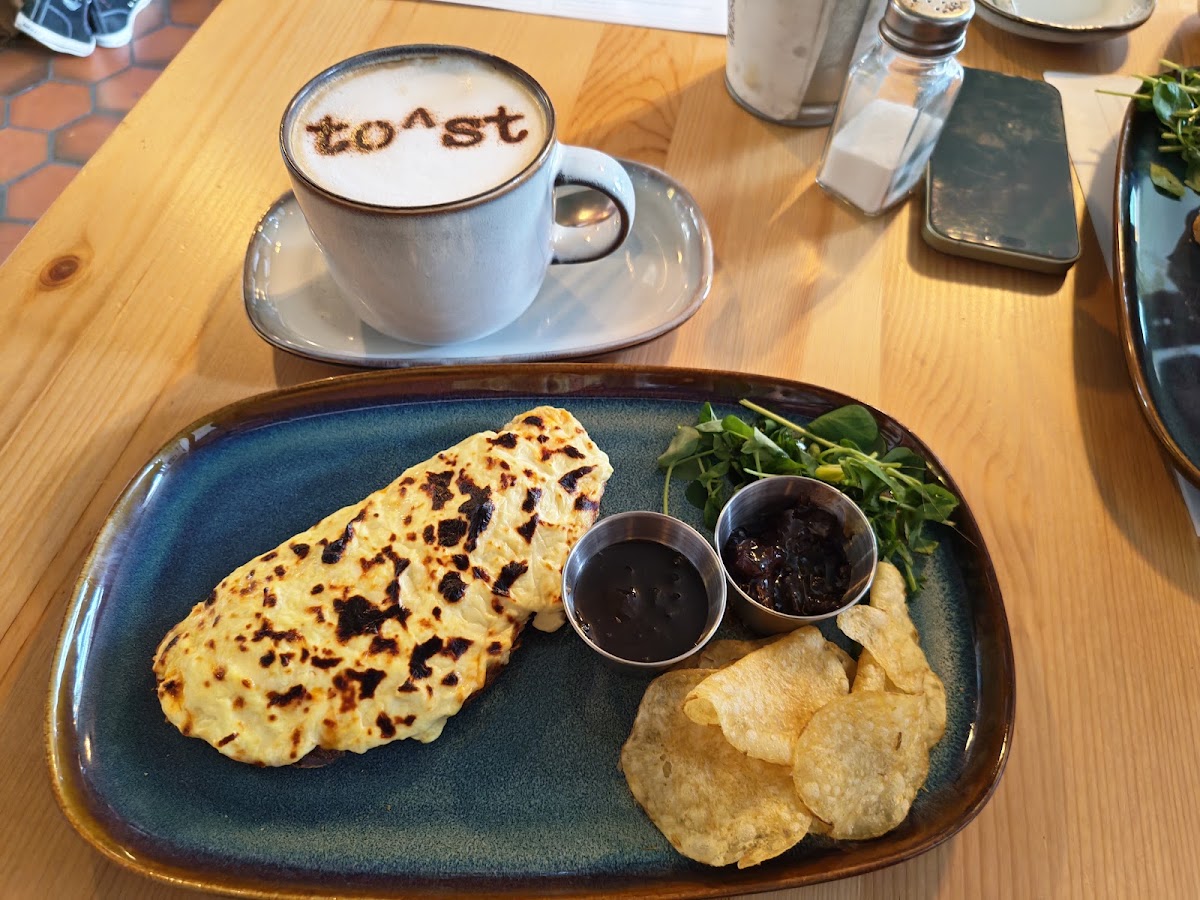 tost (toast) cafe and deli