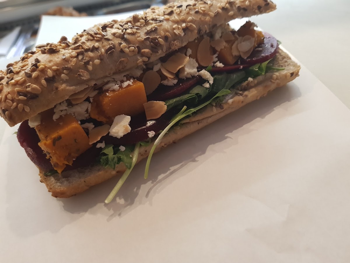 Hala’s Cafe