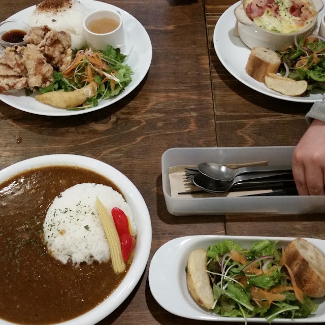 カレープレート