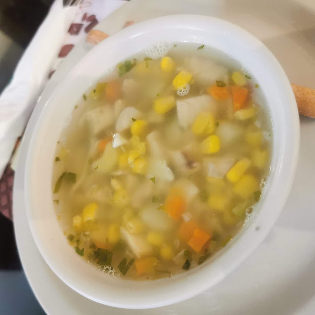 Sopa De Maíz Con Pollo