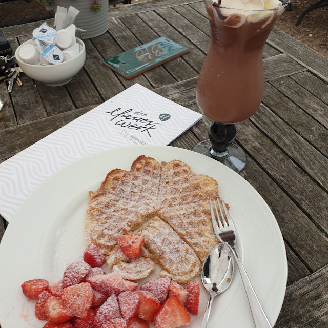 Warme Waffeln Mit Erdbeeren