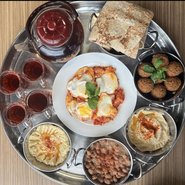 Flafil Humus Egg Fried