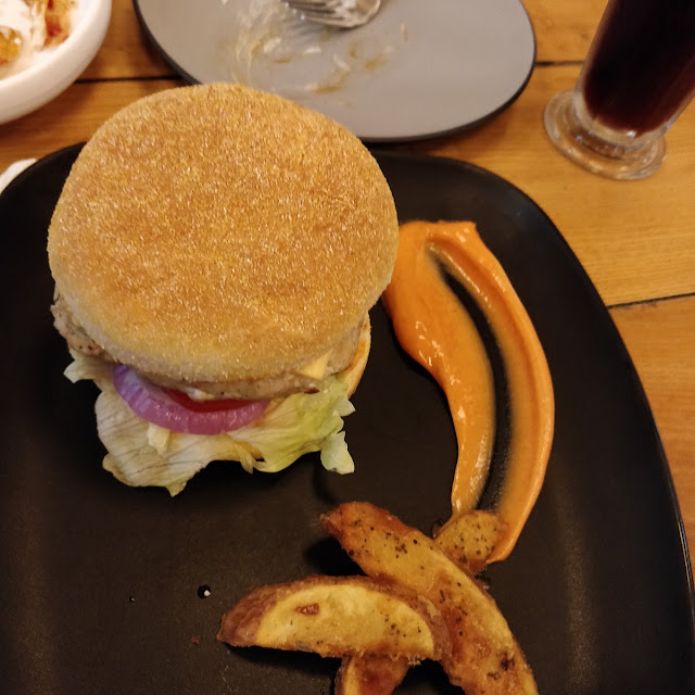 Grilled Chicken Patty Burger