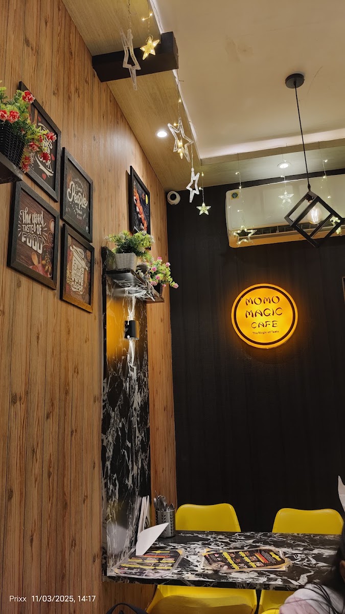 Momo Magic Cafe