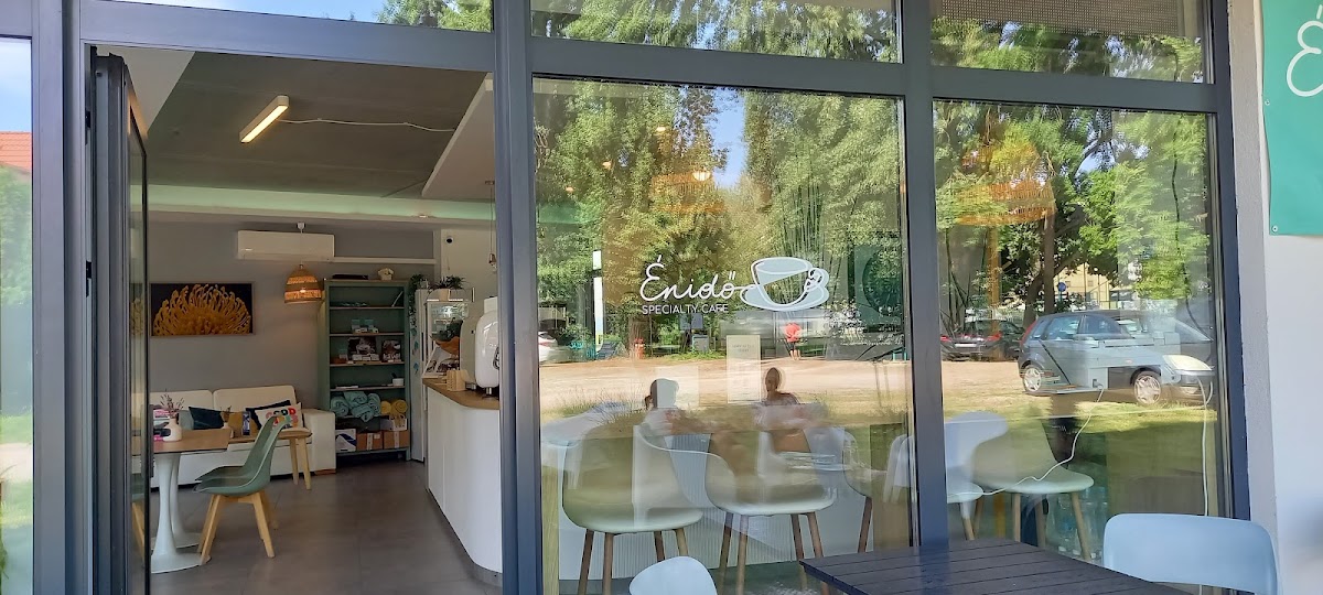 Énidő Specialty Cafe