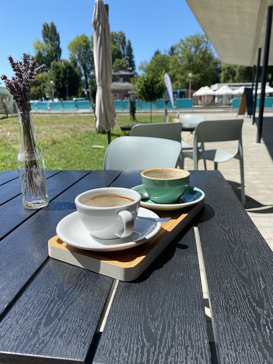 Énidő Specialty Cafe