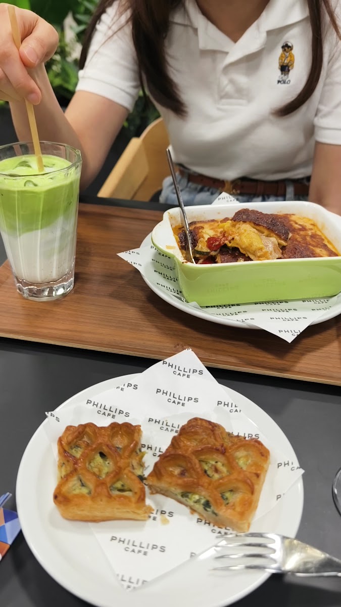 PHILLIPS Café