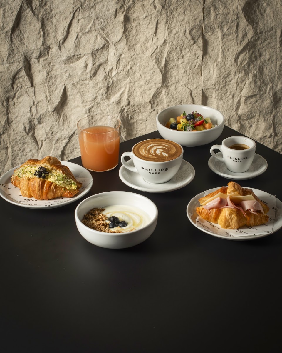 PHILLIPS Café