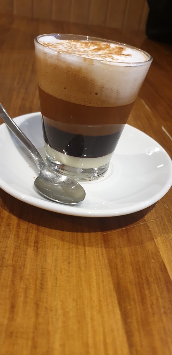 La Era Cafeteria-Bar