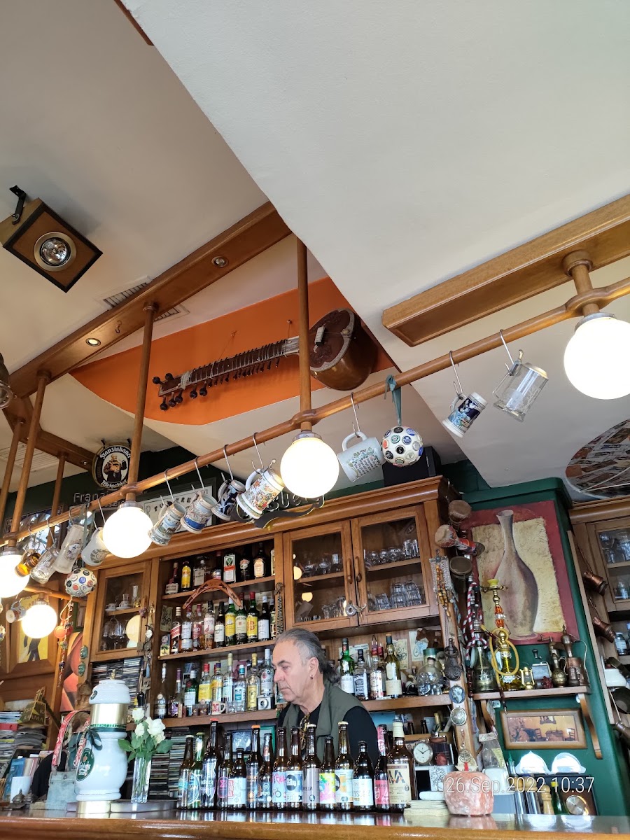 EmBEERia All day Cafe Bar