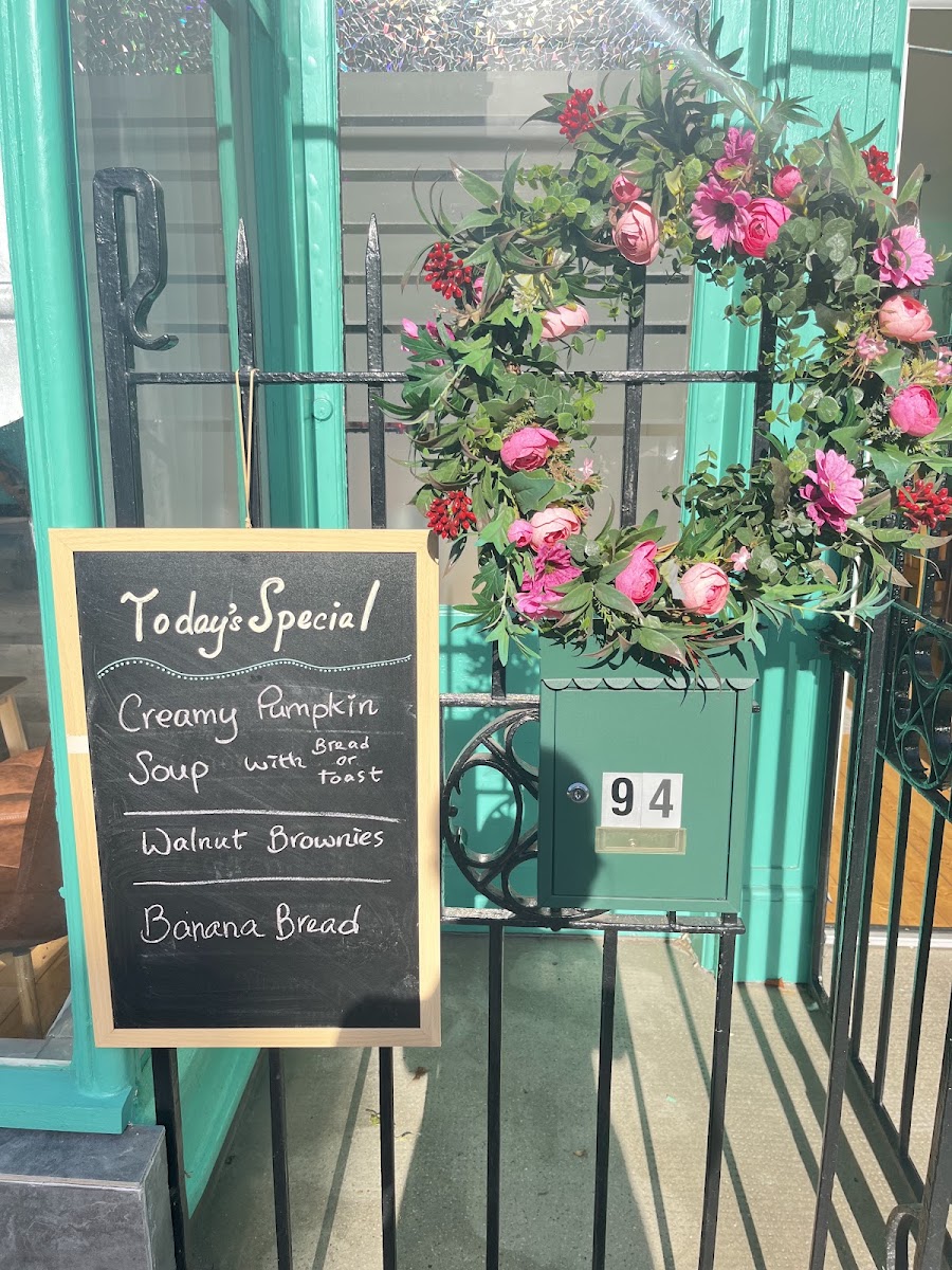 Cafe de Kathy menu board