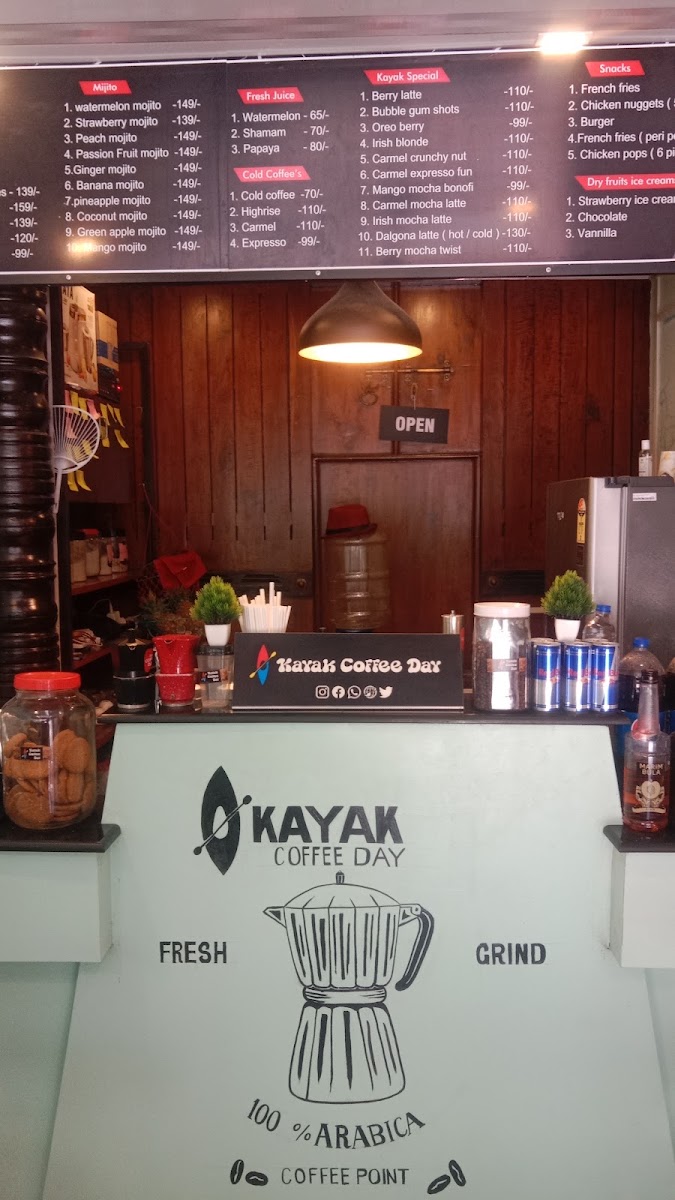 Kayak Coffee Day Alleppey menu board